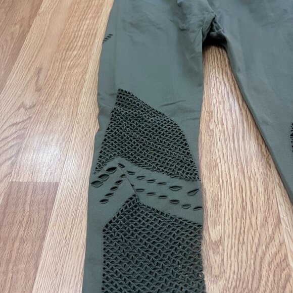 Better Bodies - Green Waverly Tights - Medium - Picture 3 of 6